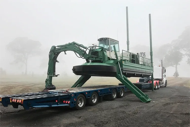 Amphibious Multifunctional Dredge