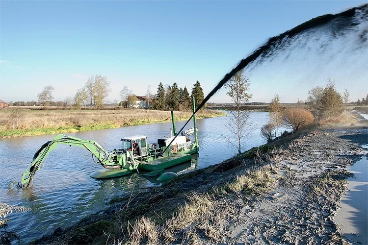 Amphibious Multifunctional Dredge