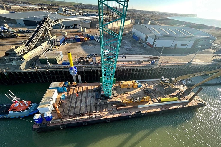 Pontoon Barge